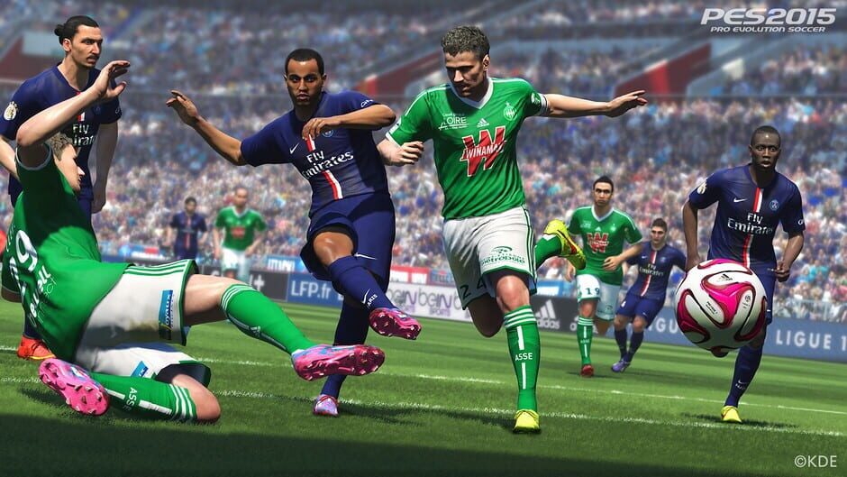 Pro Evolution Soccer 2015 screenshot 1